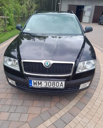 Skoda Octavia cena 17900 przebieg: 259000, rok produkcji 2011 z Moryń małe 56